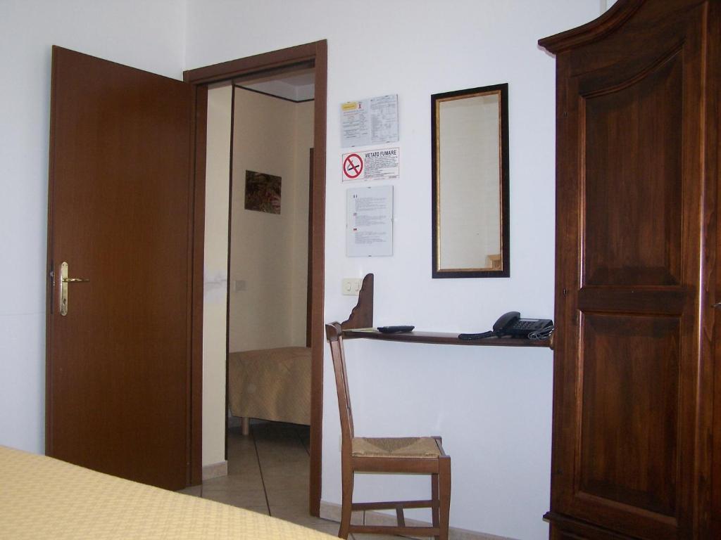 Hotel Ristorante La Torretta Bianzè Kamer foto